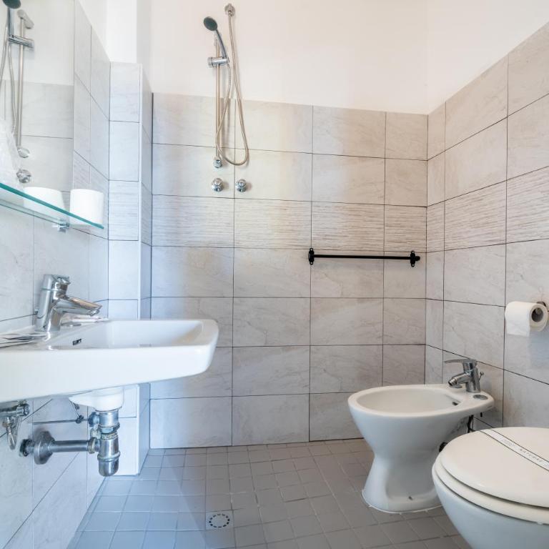 Hotel Viscount - Double Room - 3