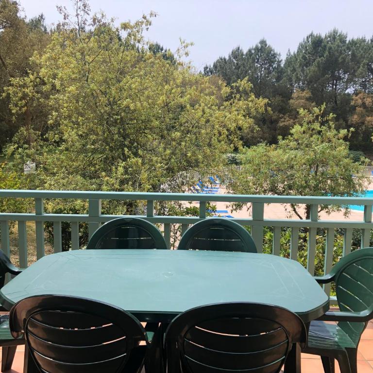 Bel appartement lumineux à Vieux Boucau avec piscine chauffée - Résidence Domaine du Golf de Pinsolle - Appartement avec Terrasse - 12