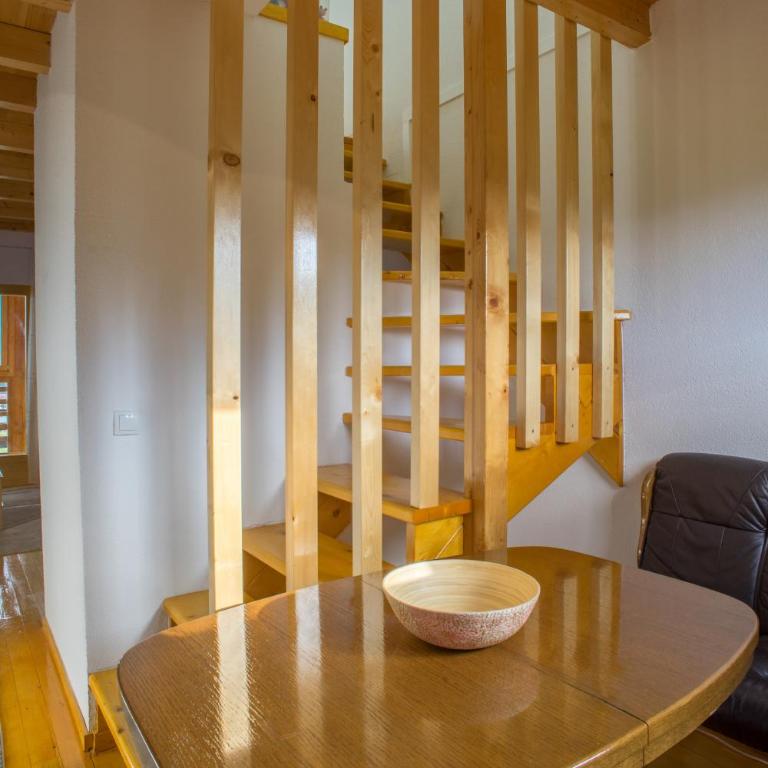 Mountain House AMI - Two-Bedroom House - 32
