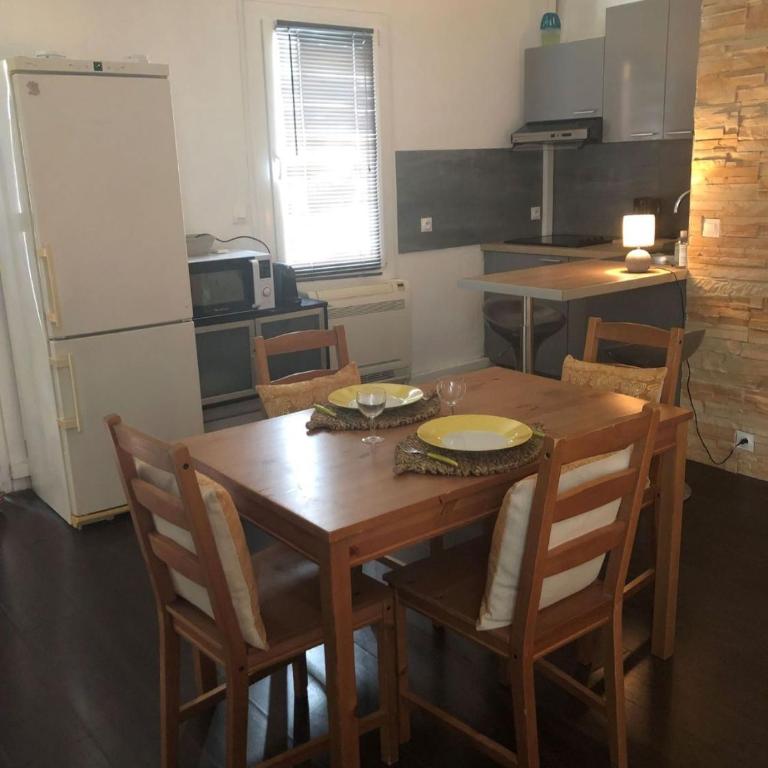 Studio Bijou Plage Antibes Juan-les-Pins - Studio avec Vue sur Jardin - 4
