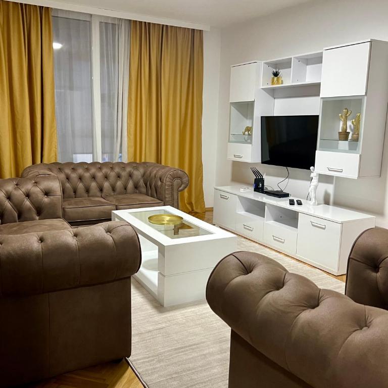 Alex Apartment - Apartment with Balcony - 1