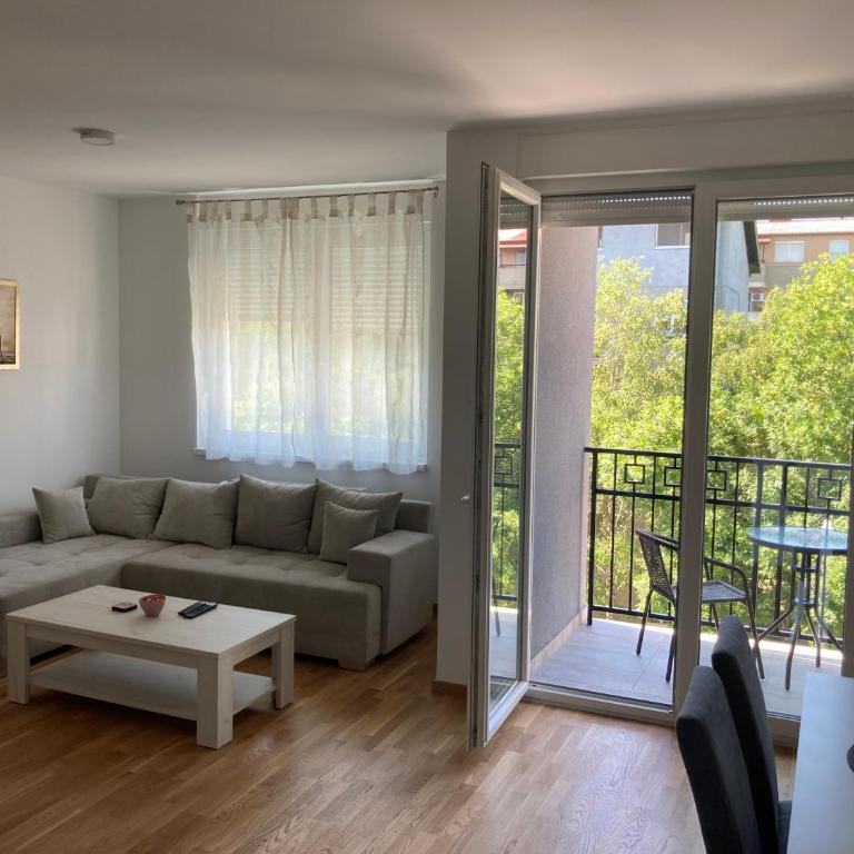 Apartman N&N, 53 kvm, blizu centra - One-Bedroom Apartment - 1
