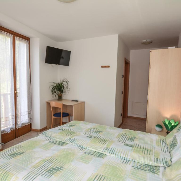 Bed and Breakfast Galet - Camera Matrimoniale con Balcone - 2