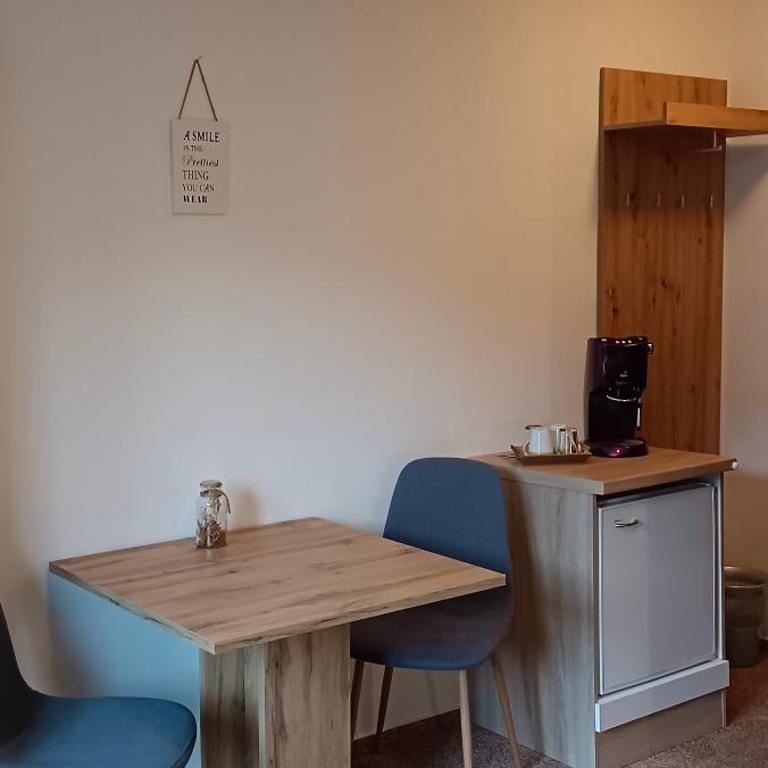 Haus Binder - Doppelzimmer mit Balkon und Seeblick - 1