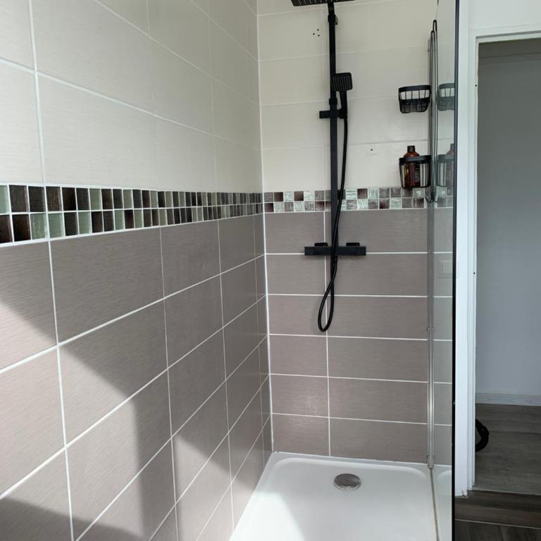 Vue exceptionnelle sur la place Gambetta Plein centre cafés restos idéal séjour pro ou en famille - Apartamento de 2 dormitorios - 22
