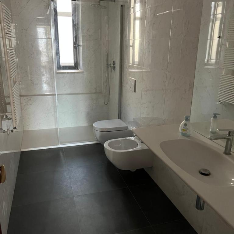 Capruzzi Holiday 240 - Single Room with Shared Bathroom - 6