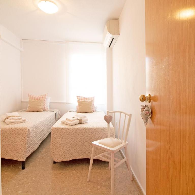 Global Vacacional, Practico apartamento con piscina en Residencial Brezo Canet - Apartment - 13