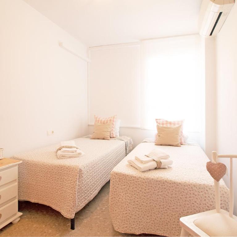 Global Vacacional, Practico apartamento con piscina en Residencial Brezo Canet - Apartment - 5