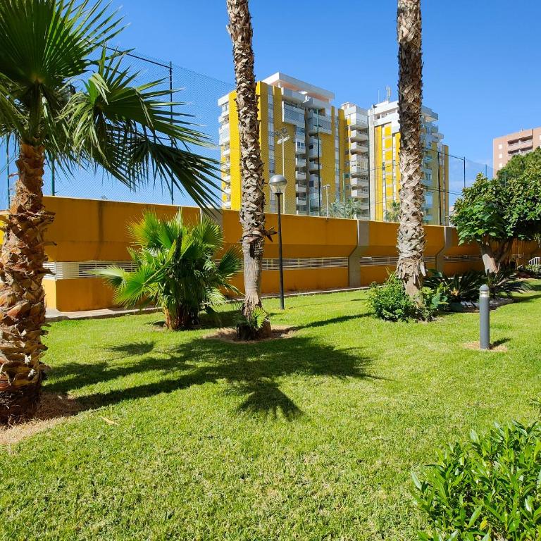 Global Vacacional, Practico apartamento con piscina en Residencial Brezo Canet - Apartment - 40