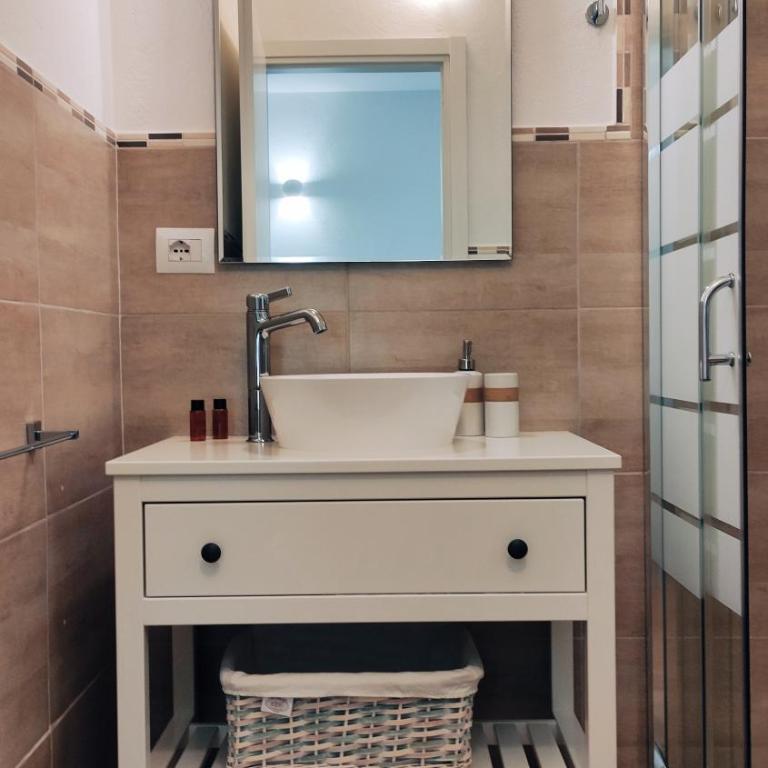 B&B Va' Pensiero - Camera Matrimoniale con Letto Supplementare - 5