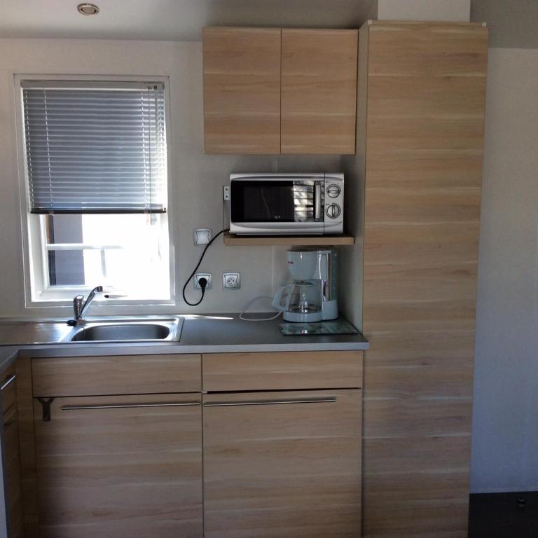 Camping de Parpaillon - Mobile Home 2 Chambres - 1