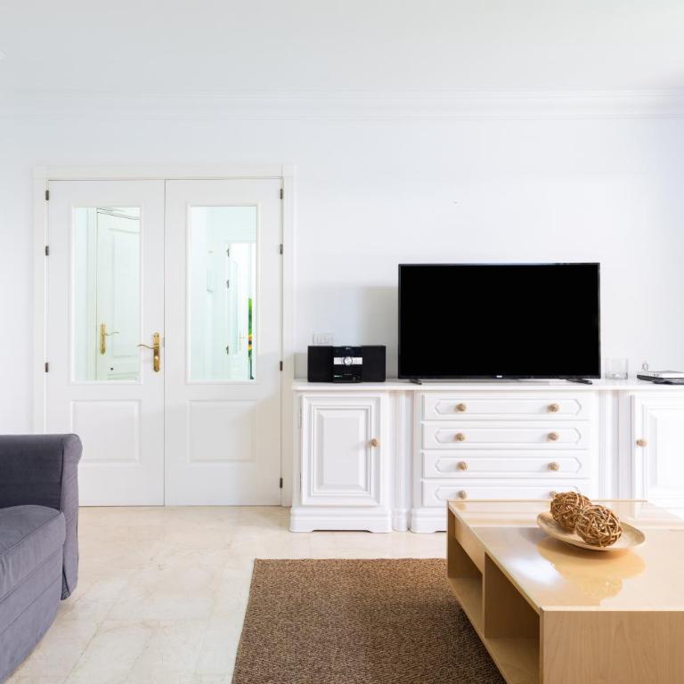 Eden Rentals Duke-Paradise Jacuzzi Terrace Retreat - Apartamento Superior - 62