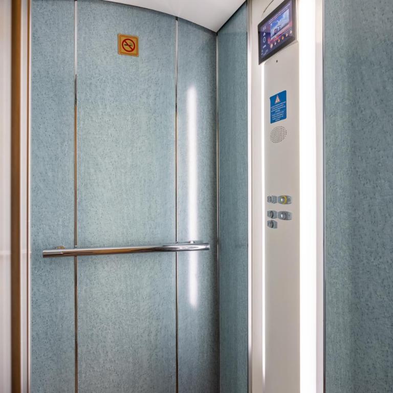 Eden Rentals Duke-Paradise Jacuzzi Terrace Retreat - Apartamento Superior - 87