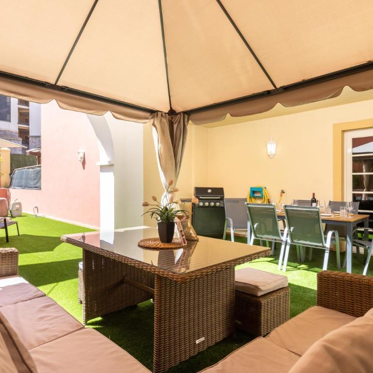 Eden Rentals Duke-Paradise Jacuzzi Terrace Retreat - Apartamento Superior - 46