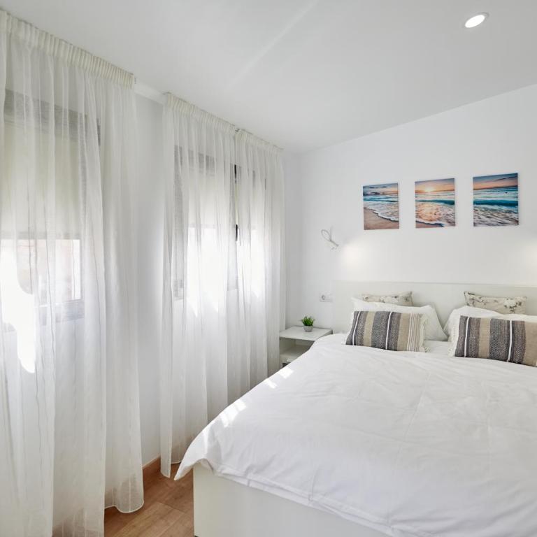Apart-hotel Happy Life - Apartment with Terrace - 14