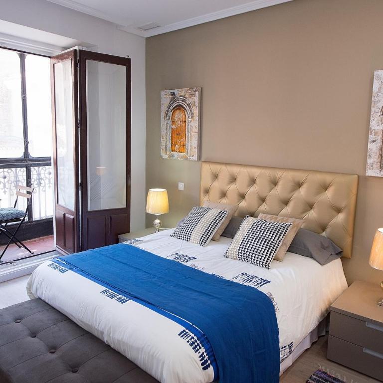 For You Rentals NEW Design Apartment TEMPORAL Puerta del Sol PRE104A - Apartamento con terraza - 1