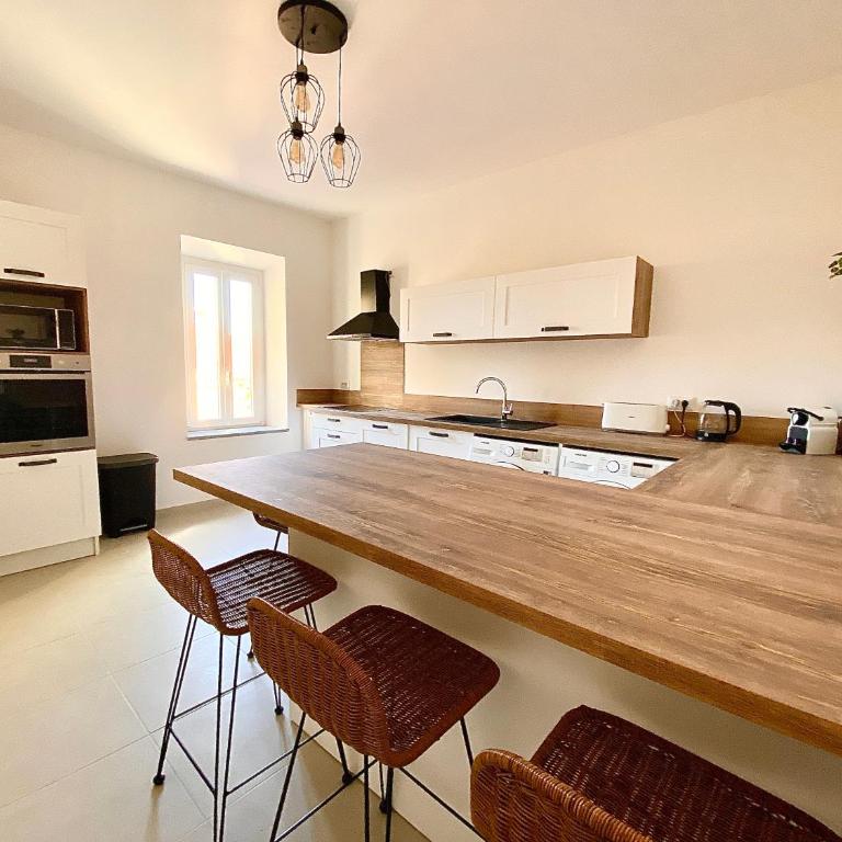 Montée fleurie - Appartement 2 Chambres - 33
