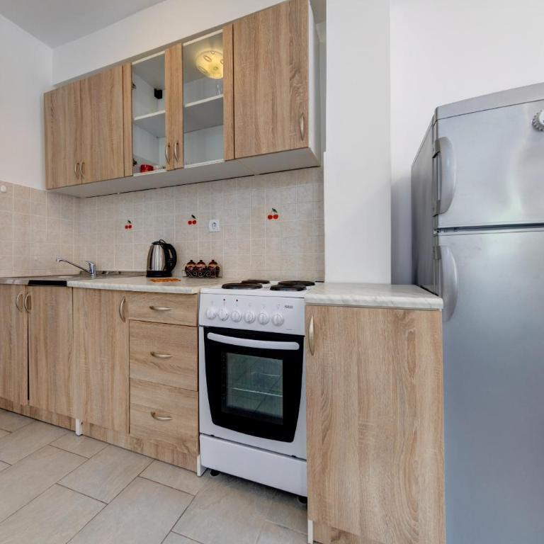Happy Home Apartments - One-Bedroom Apartment - 5