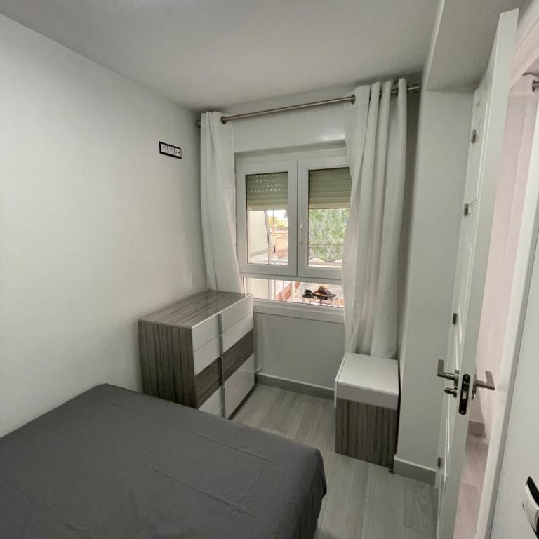 Precioso apartamento de lujo en cullera - Three-Bedroom Apartment - 36