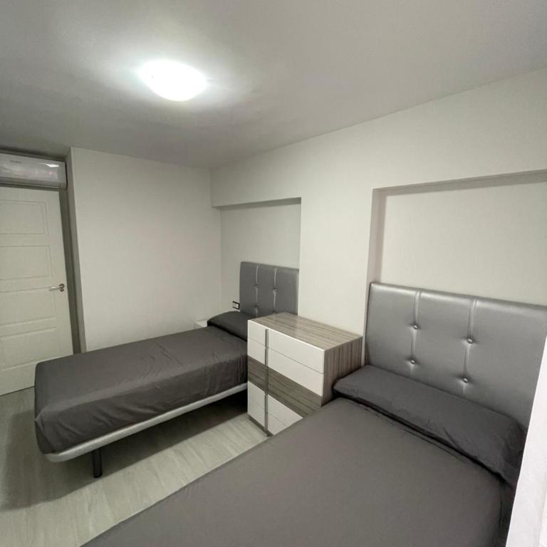 Precioso apartamento de lujo en cullera - Three-Bedroom Apartment - 39