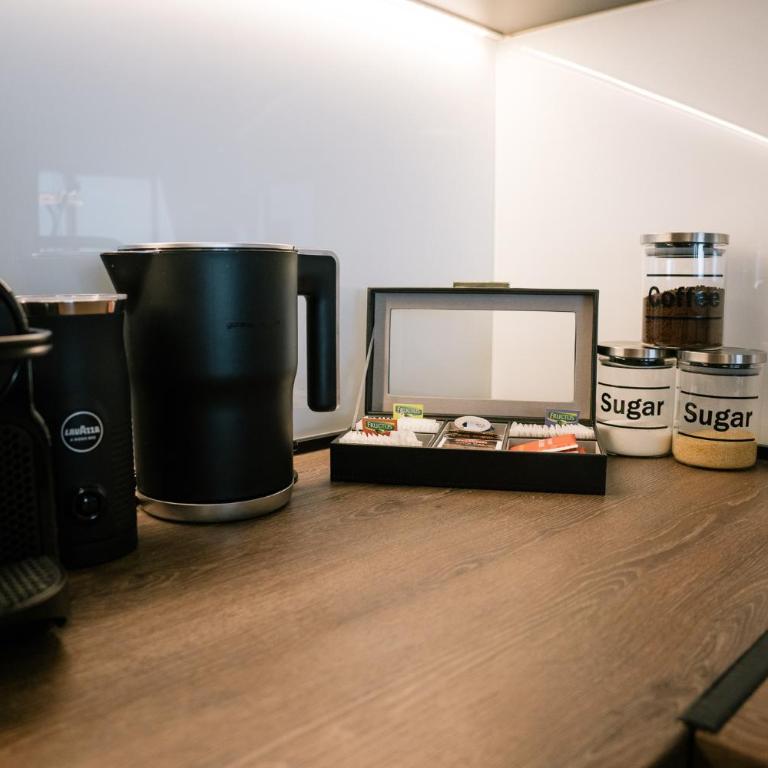 Luxury Apartment Budva - Apartman sa 2 Spavaće Sobe, Balkonom i Pogledom na More - 28