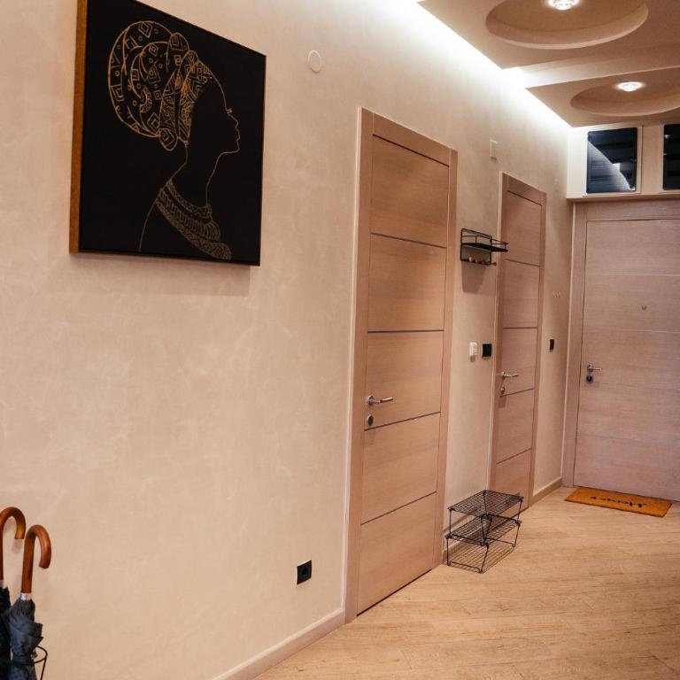 Luxury Apartment Budva - Apartman sa 2 Spavaće Sobe, Balkonom i Pogledom na More - 35