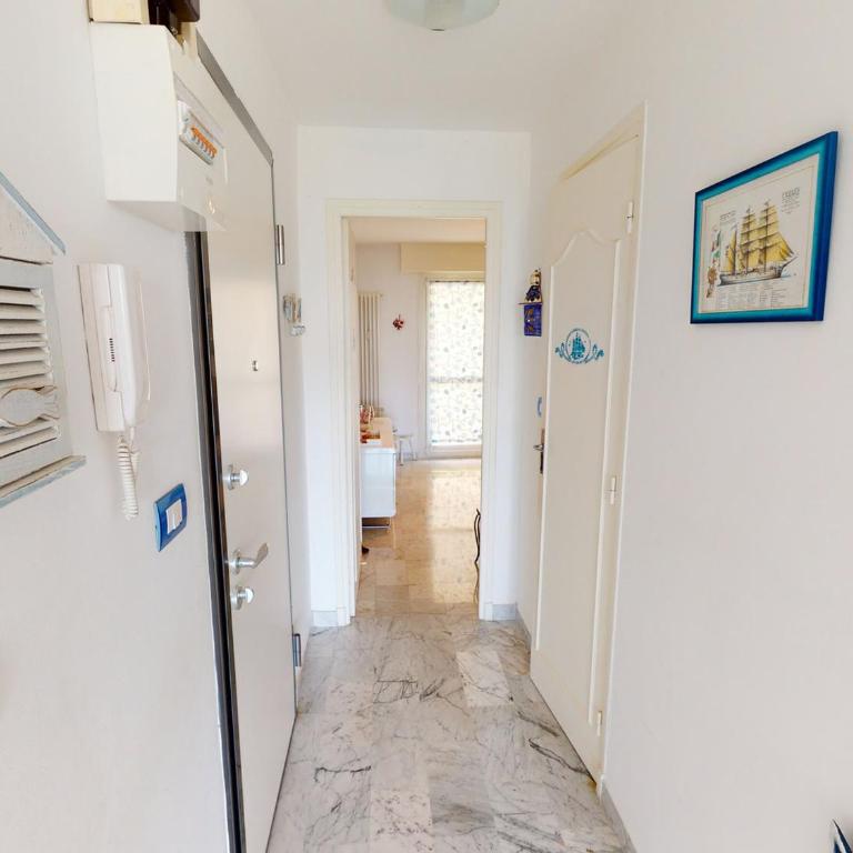 Agréable 2 pièces rénové avec balcon, Menton - FR-1-196-302 - Appartement - 8