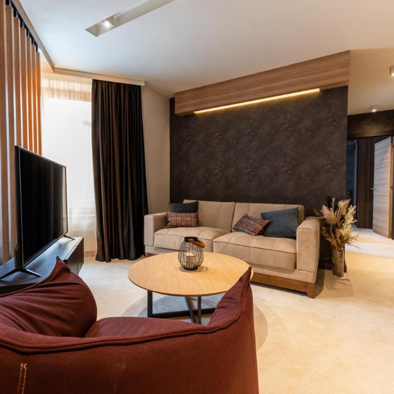 Aparthotel Woodside by Anaya - Two-Bedroom Apartment - 5