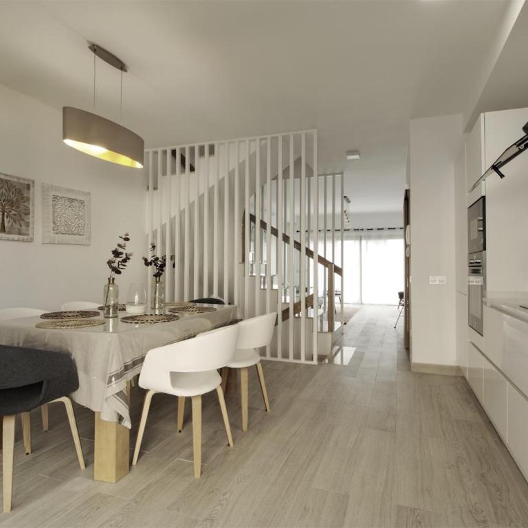 Tita Suite - Two-Bedroom House - 13