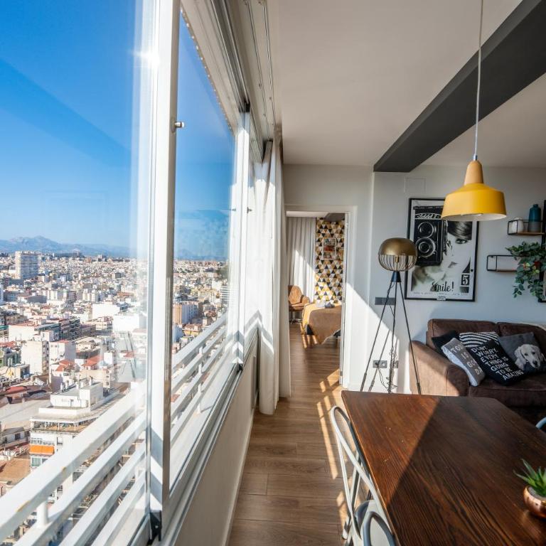 Charming Downtown skyscrapper - Apartment - 3