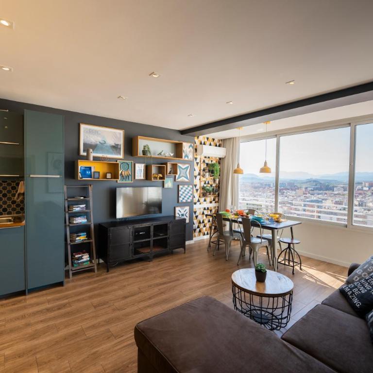 Charming Downtown skyscrapper - Apartment - 7