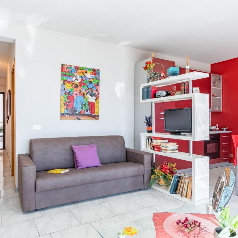 GuestHost - Castello Normanno Modern Sea View Apartment - Appartement 1 Chambre - 8