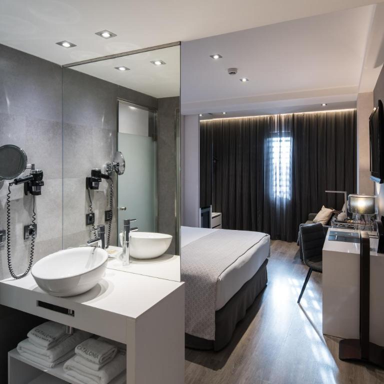 Catalonia Gran Via BCN - Superior Double Room - 6