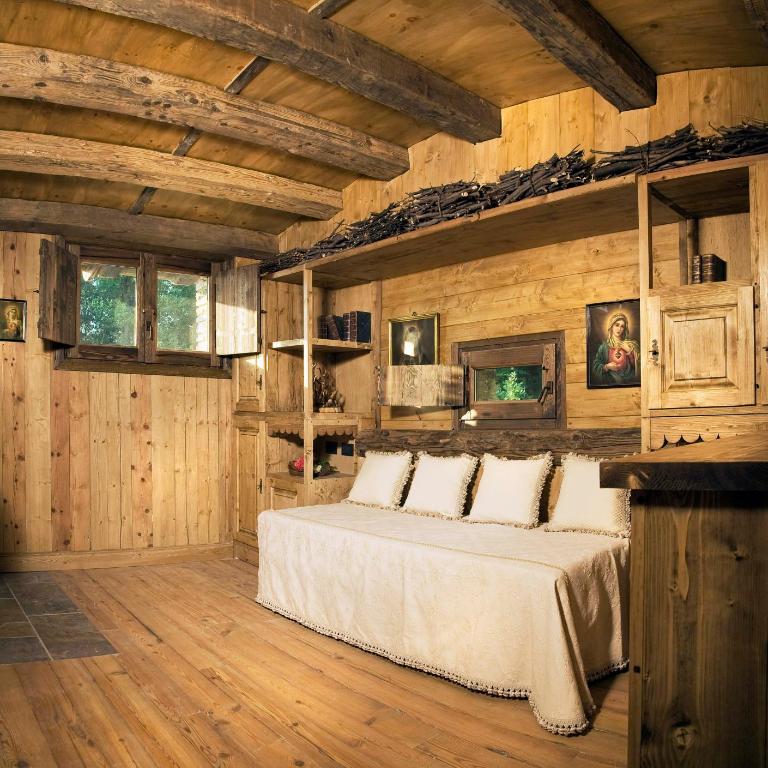 Chalet Euthalia Restaurant & Suites - Double Room with Spa Bath - 3