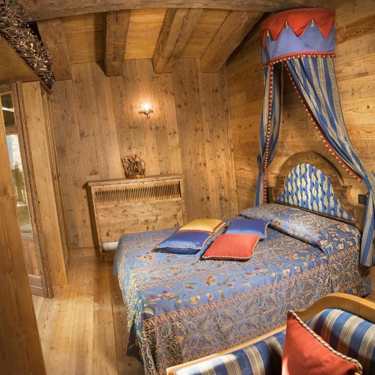 Chalet Euthalia Restaurant & Suites - Junior Suite with Terrace - 3