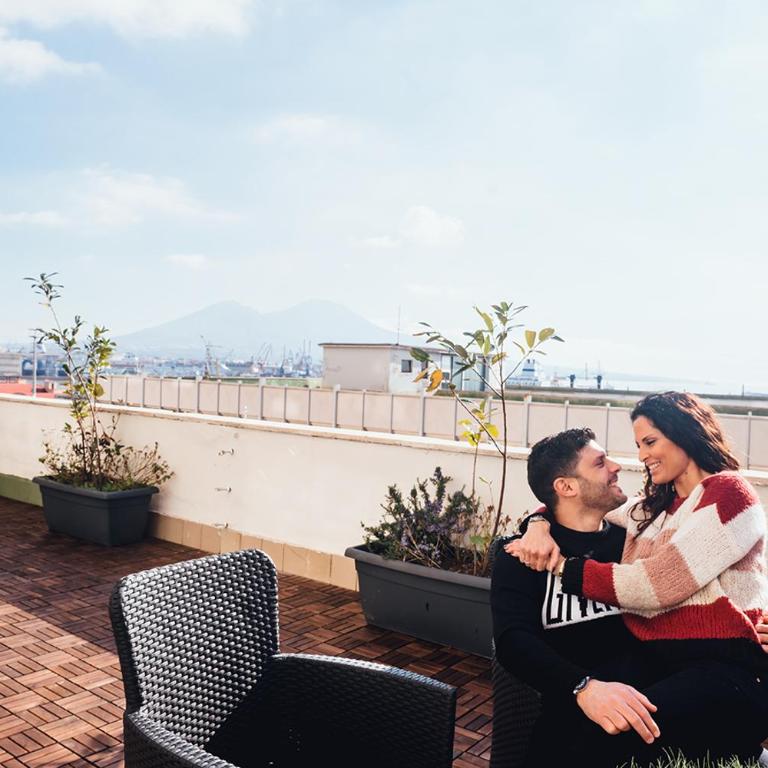 Medina H. Napoli Centro, by ClaPa Group - Camera Matrimoniale Deluxe con Vista Mare Laterale - 9