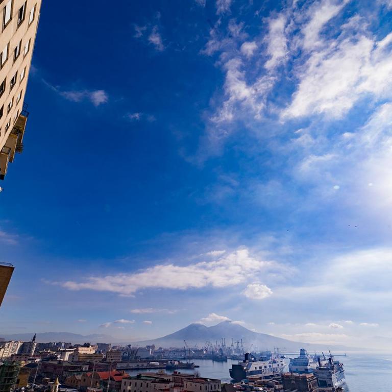 Medina H. Napoli Centro, by ClaPa Group - Camera Matrimoniale Deluxe con Vista Mare Laterale - 10