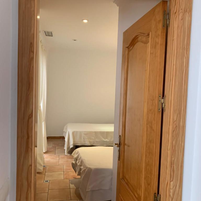 Piso en 2º línea de playa Los Boliches - Apartamento de 2 dormitorios - 11