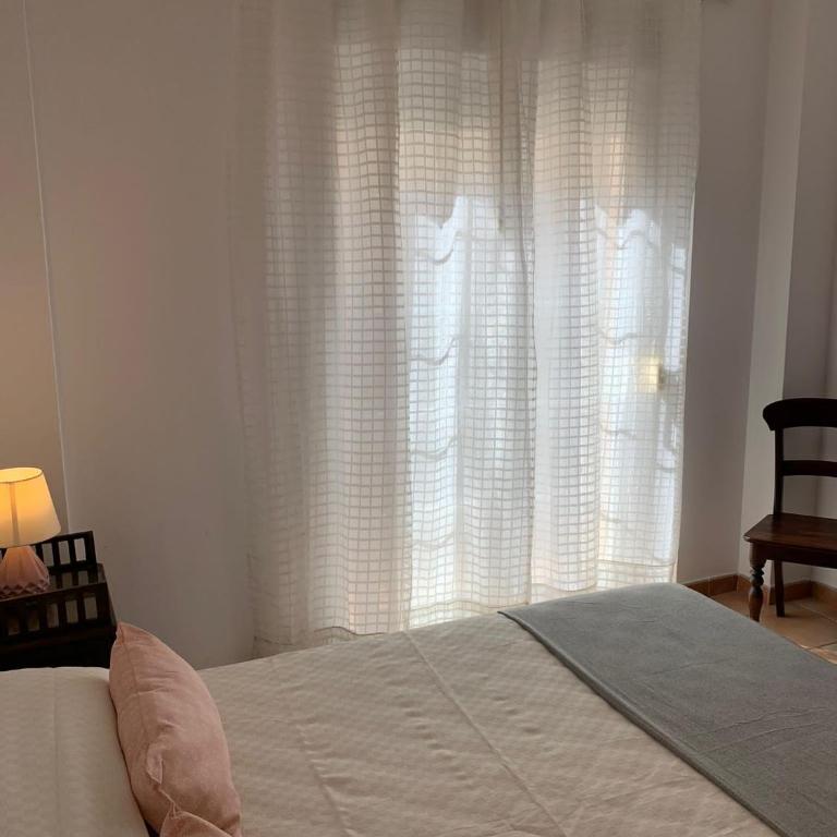 Piso en 2º línea de playa Los Boliches - Apartamento de 2 dormitorios - 9