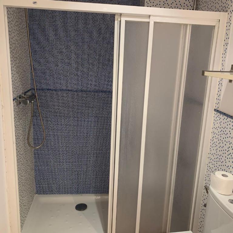 Piso en 2º línea de playa Los Boliches - Apartamento de 2 dormitorios - 6