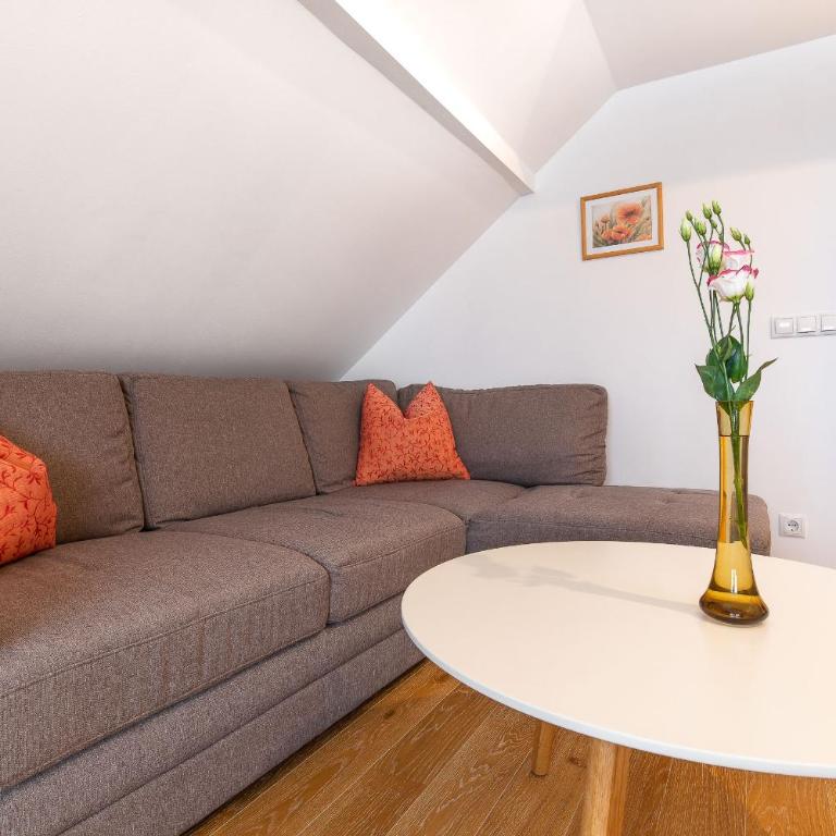 Pension Antonia - Apartment mit Blick auf die Berge - 3