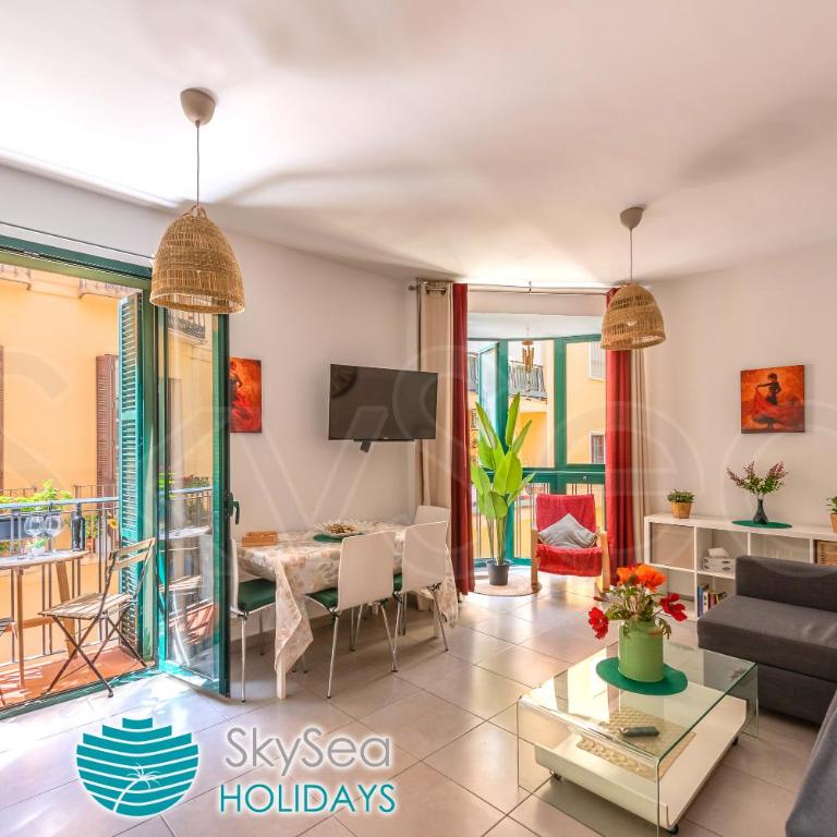 SkySea Holidays CITY CENTER SUITES - Apartamento Deluxe Flamenco - 1