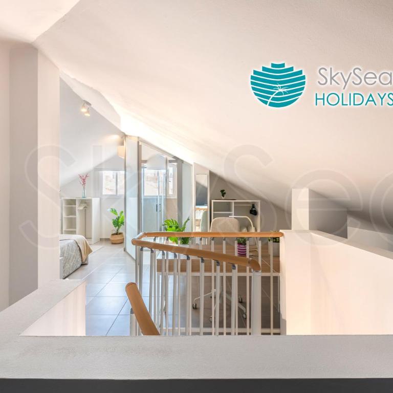 SkySea Holidays CITY CENTER SUITES - Suite Dúplex Familiar con terraza - 7