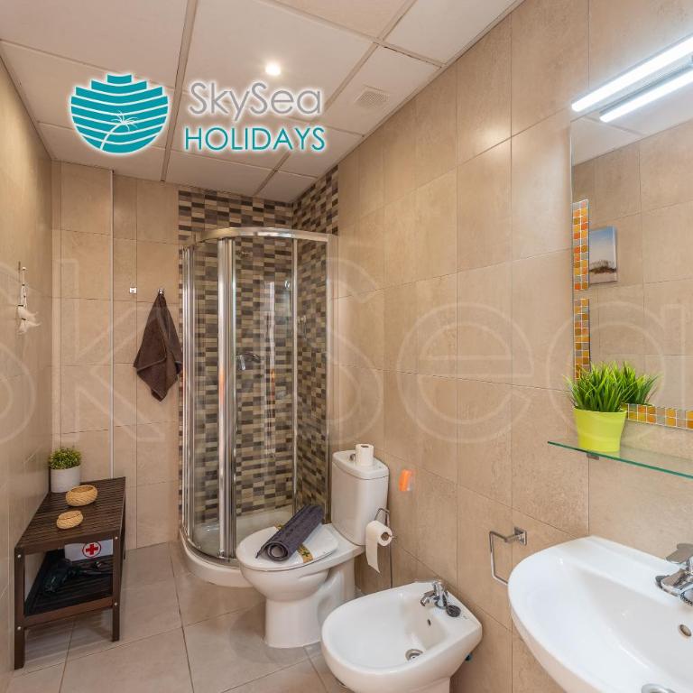 SkySea Holidays CITY CENTER SUITES - Suite Dúplex Familiar con terraza - 24