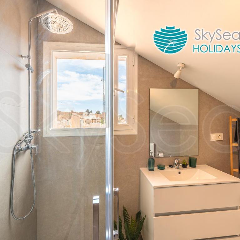 SkySea Holidays CITY CENTER SUITES - Suite Dúplex Familiar con terraza - 25