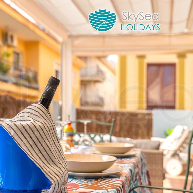 SkySea Holidays CITY CENTER SUITES - Suite Dúplex Familiar con terraza - 17