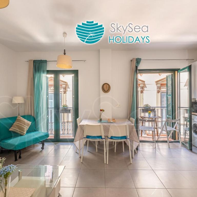 SkySea Holidays CITY CENTER SUITES - Apartamento Superior Mar y Montaña - 9