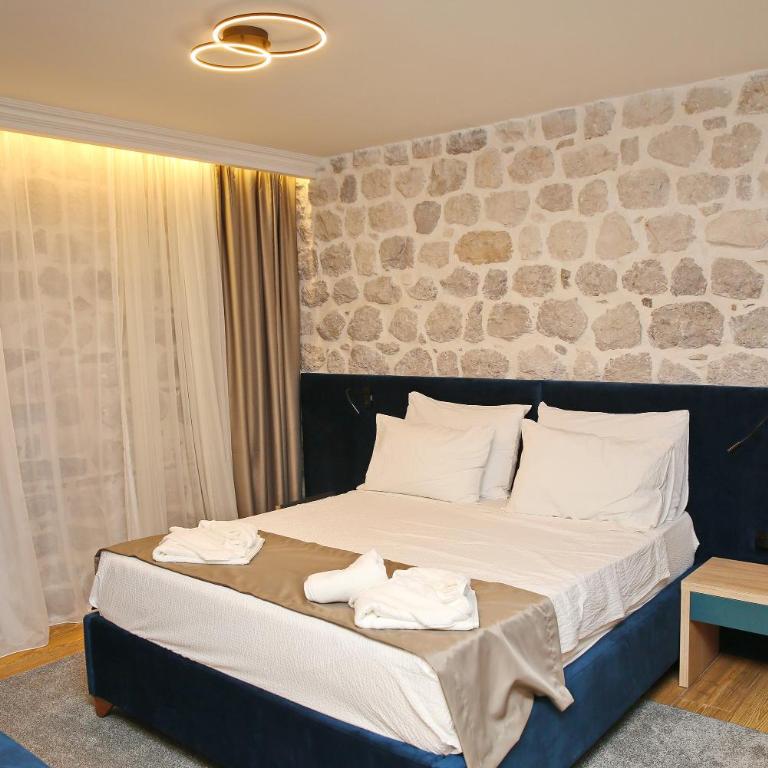 Villa Marius - Deluks Dvokrevetna Soba sa Bračnim Krevetom i Kadom - 1