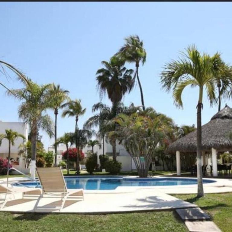 Surf House! Bonita casa vacacional en excelente ubicación - Three-Bedroom Apartment - 12