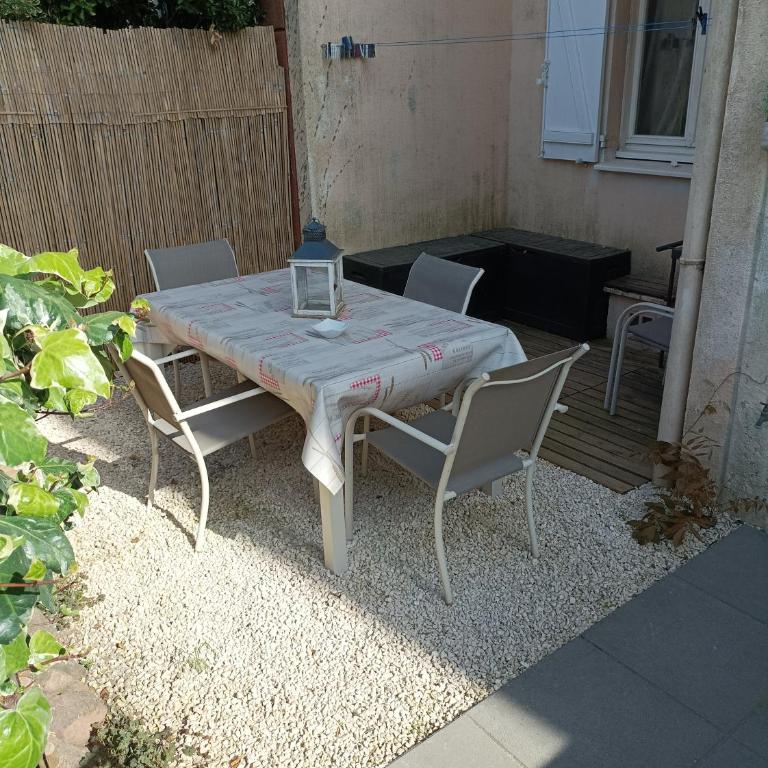 Escapade Cocooning résidence avec piscine Rez de jardin Fibre Orange - Appartamento con 1 Camera da Letto - 16